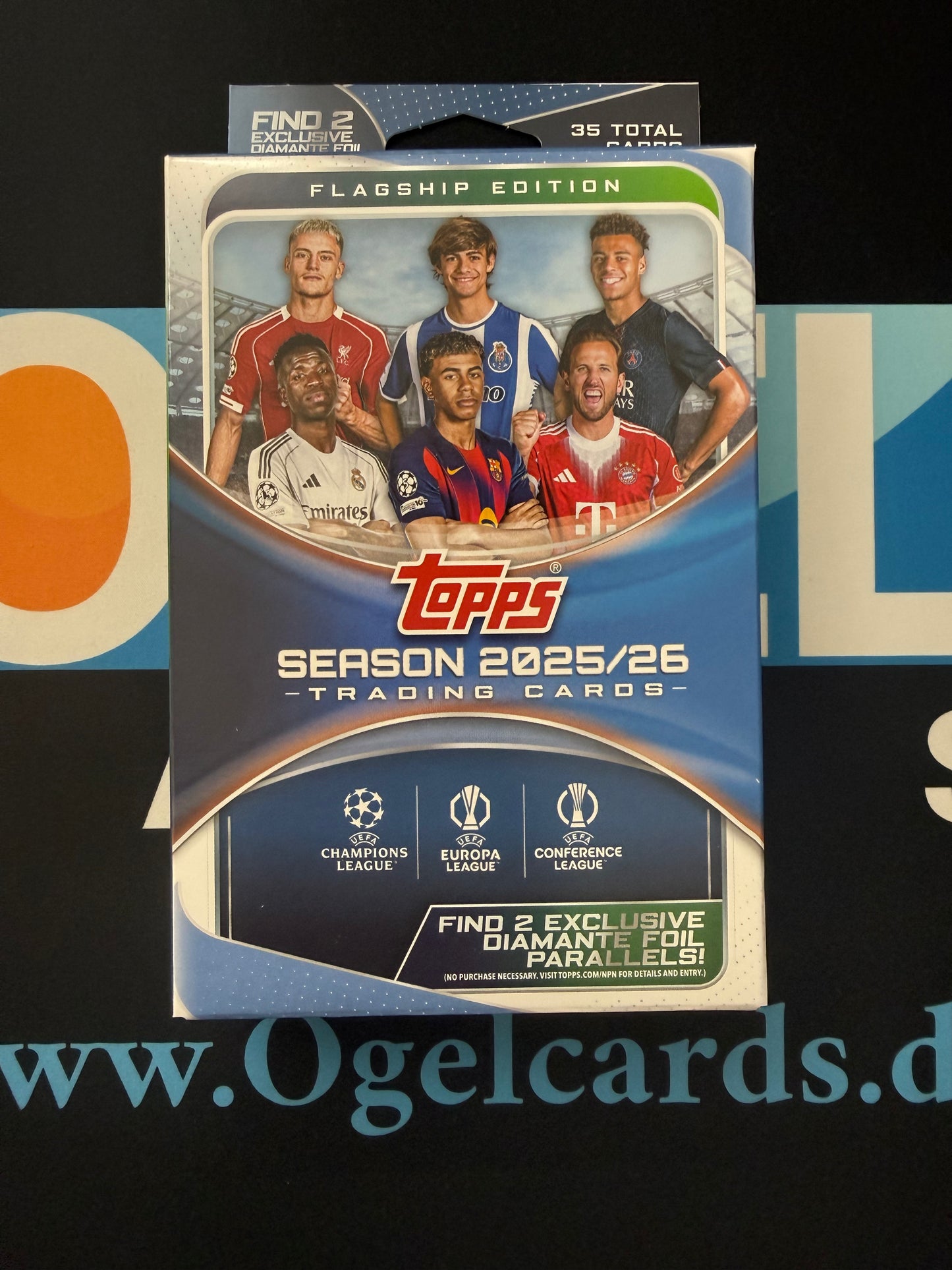Topps Uefa Club Competitions 2025-26 Hanger Box